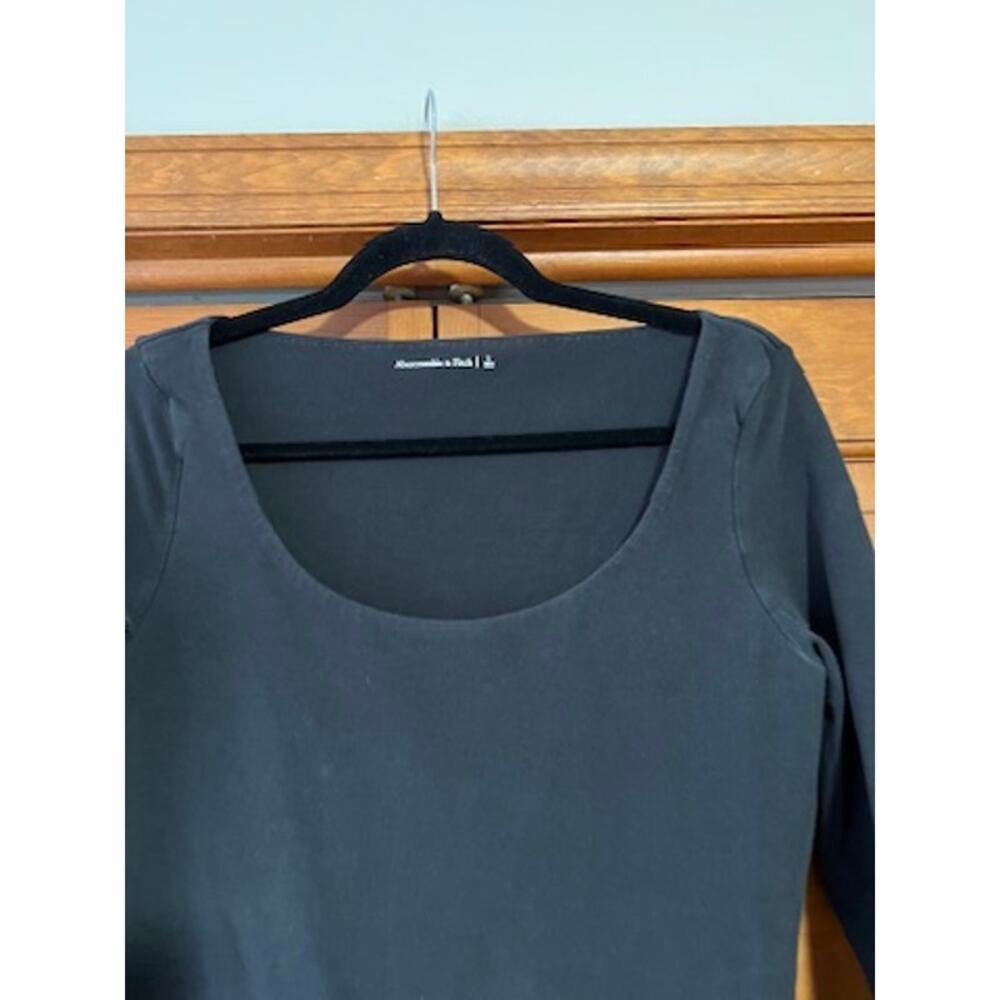 Abercrombie & Fitch Women's Long Sleeve Bodysuit Black Scoop Neck Top Size L - Picture 3 of 11
